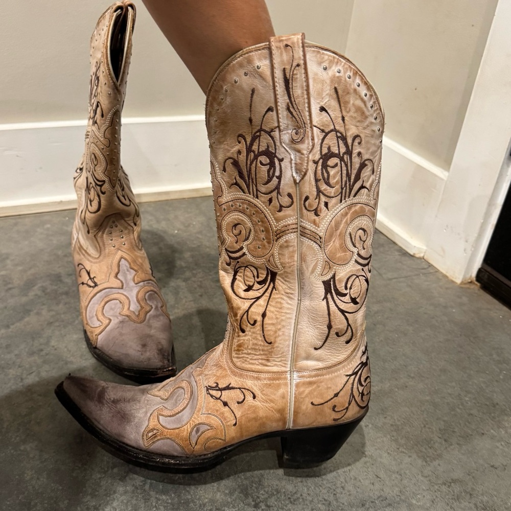 Gorgeous Sterling River cowboy boots sz 10
